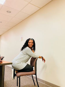 Meet your Posher, Tania